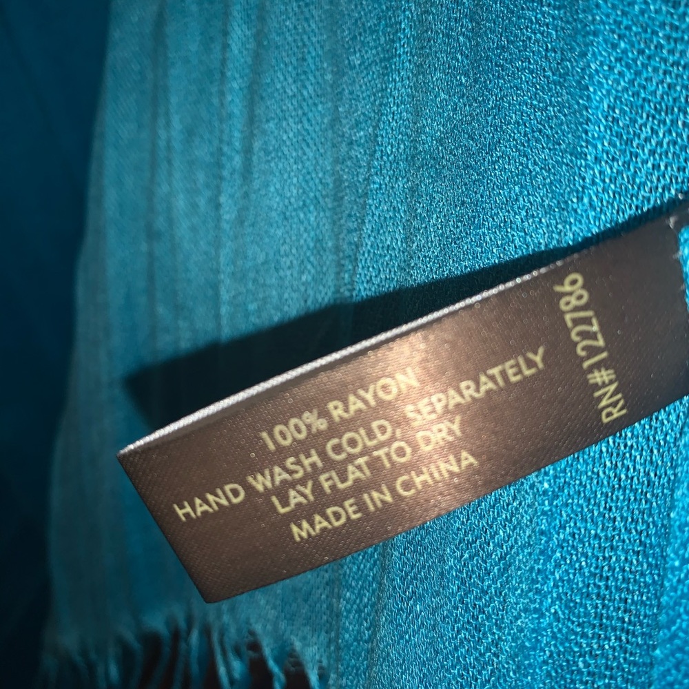 Scarf - Picture 2 of 2